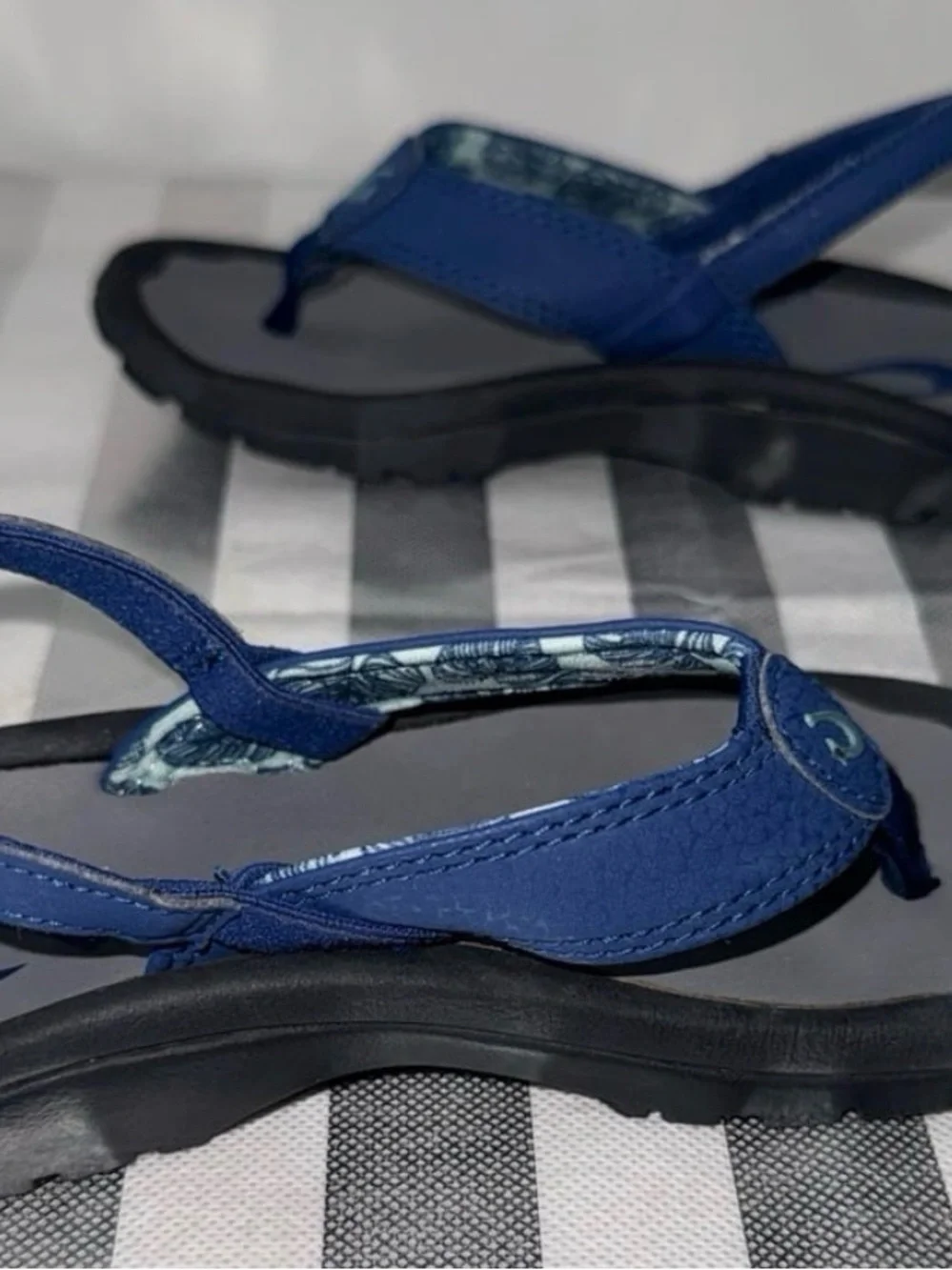 OluKai Youth Navy Blue Flip Flop Sandals